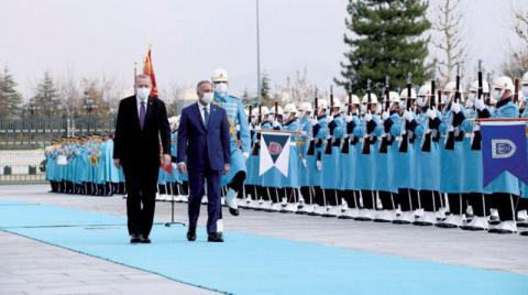 إردوغان والكاظمي يؤكدان رغبتهما في تعزيز العلاقات التركية ـ العراقية