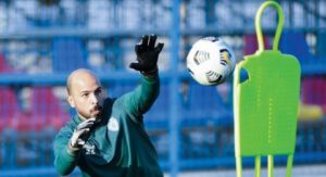 دوري المحترفين: القادسية يهدد صدارة الهلال والباطن يقلق «النصر»