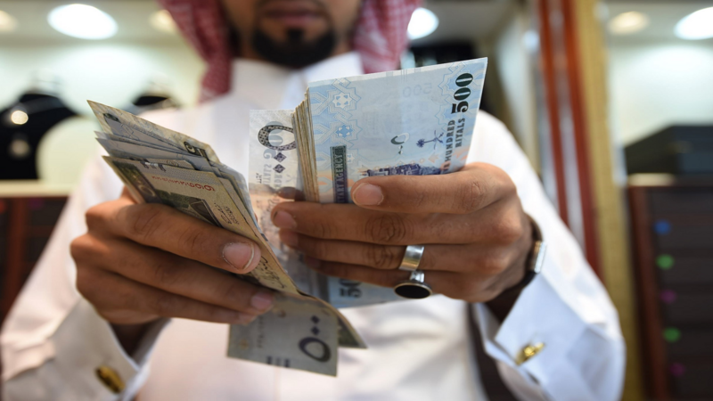 بلومبيرغ.. السعودية تشهد زيادة 20% في الاستثمار الأجنبي وانتعاش ح