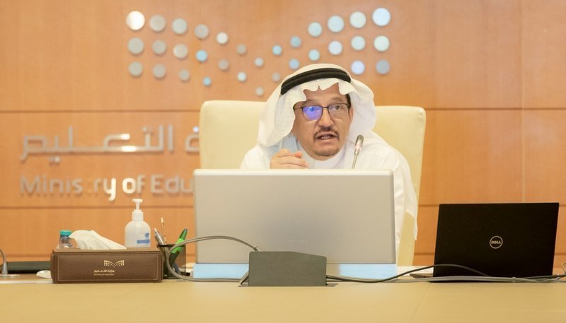 “آل الشيخ” ووزير التعليم الإماراتي يترأسان لجنة التنمية البشرية