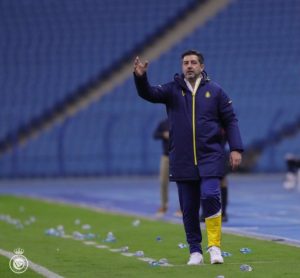 النصر يمر بظروف صعبة .. وما يحدث مع تقنية “VAR” يحتاج