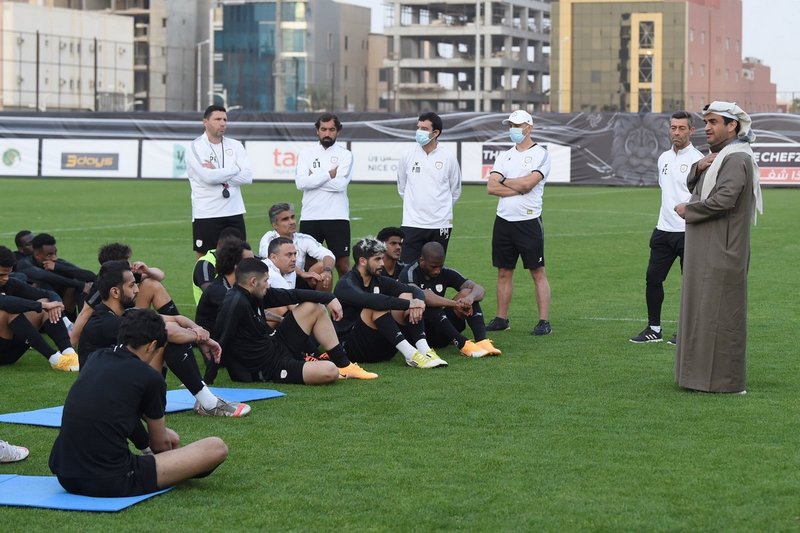 قبل لقاء الباطن “دوريًا” .. “البلطان”يصارح لاعبي الشباب