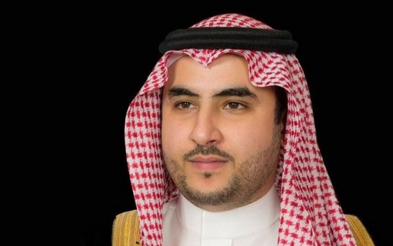 “خالد بن سلمان” يؤكد لـ”غريفثس” حرص السعودية على حل سياسي شامل با