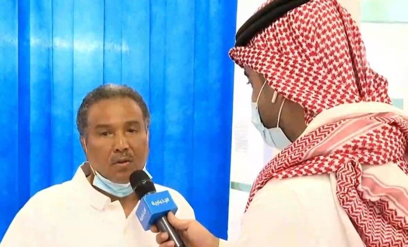 محمد عبده يتلقى لقاح «كورونا».. وينصح: «خذوا الدواء لنتحصن جميعاً» – أخبار السعودية