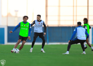 الهلال يتلقى ضربة موجعة قبل موقعة كلاسيكو مع الأهلي