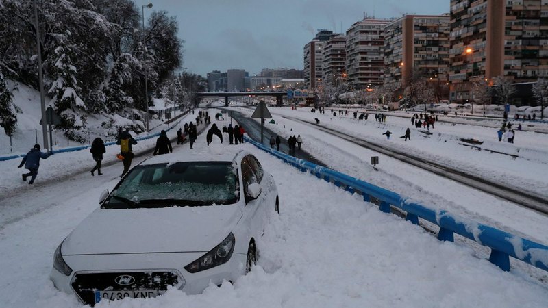 “توقع فيضانات وفوضى”.. إسبانيا تصنف العاصمة مدريد منطقة كوارث