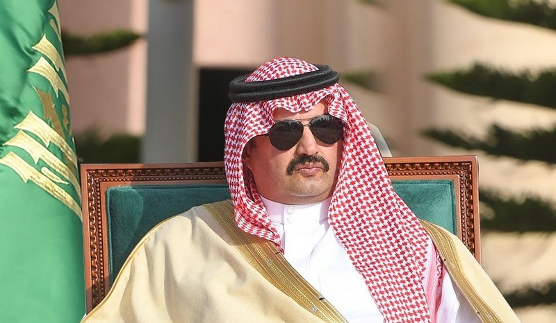 أمير عسير يشدد على ضرورة الالتزام بالإجراءات الاحترازية للوقاية م