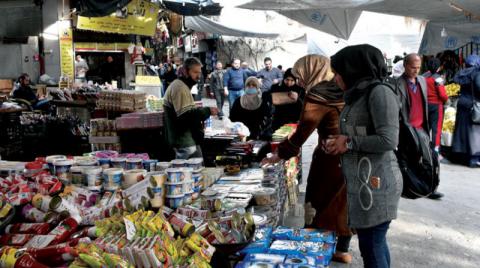 «سوق سوداء» في دمشق لبيع الخبز بعد عجز الحكومة عن توفيره