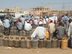 السودان: أزمة تشكيل الحكومة تصيب الاقتصاد بمقتل – أخبار السعودية