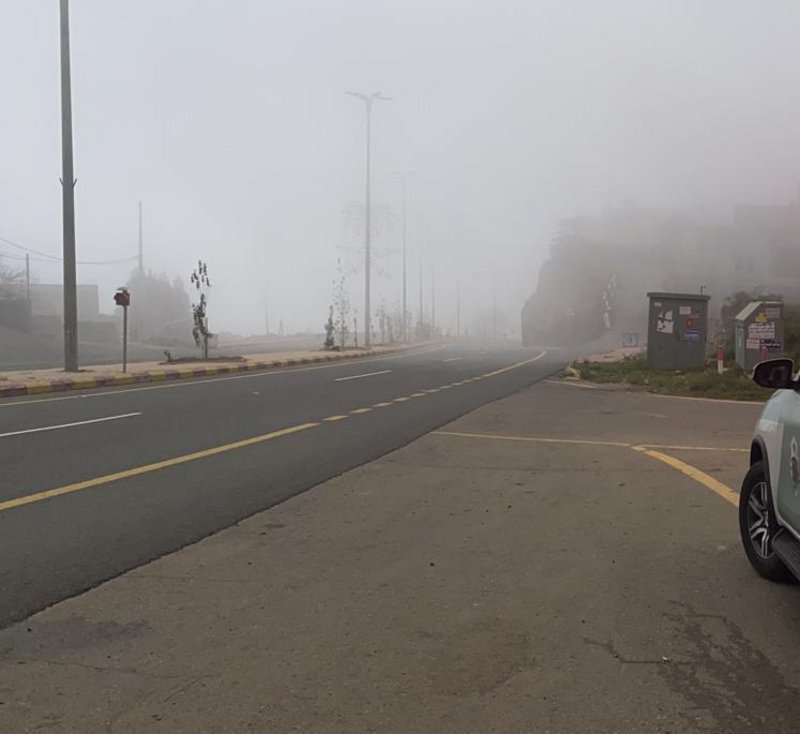 مرور الباحة يدعو مرتادي الطرق إلى أخذ الحيطة والحذر