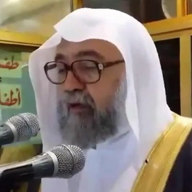 بعد المتداول وموت حرمه.. “مكاوي” ينفي وفاة مؤذن الحرم “حضراوي”