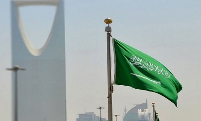 السعودية رائدة بالعمل الإنساني وقدمت علاج كورونا حتى مخ