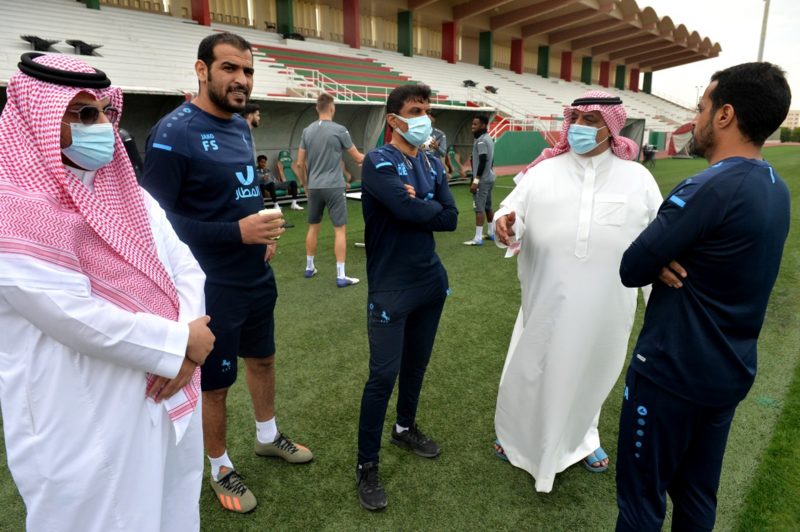 ﻿الأعضاء الذهبيون للاتفاق يحفزون اللاعبين .. والمالكي وهزازي: عاز