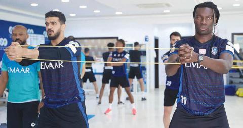 الهلال يستعد بتدريبات صباحية لـ«الآسيوية» والـ«كلاسيكو»