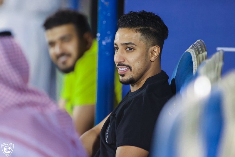 سالم الدوسري يتعرض للإصابة.. والهلال يتأهب لاستئناف المنافسات