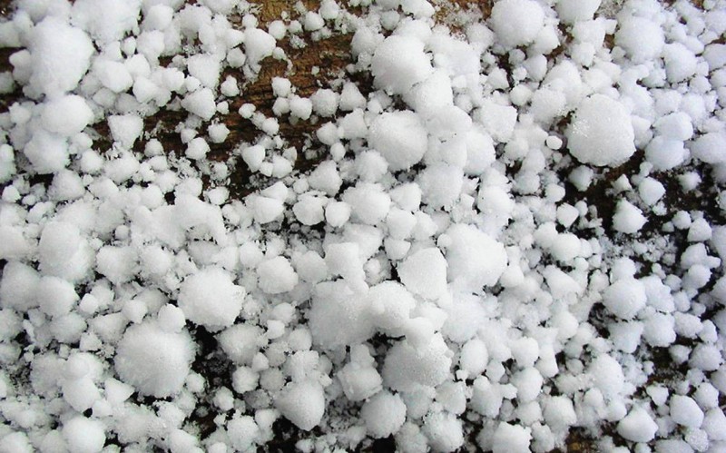 «الأرصاد»: تساقط البرد على عسير.. وأمطار غزيرة على الطائف – أخبار السعودية