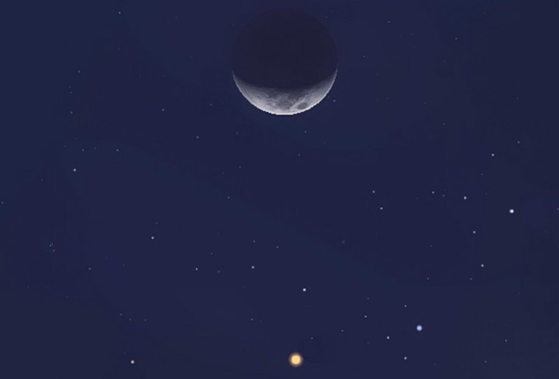 “قمر رمضان” يقترن بالمريخ اليوم ويُشاهَد بالعين المجر