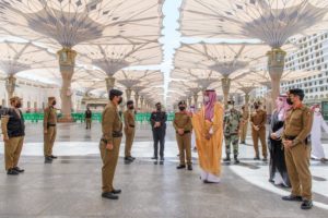 “فيصل بن سلمان” يتفقد أعمال القطاعات الأمنية والخدمية بالمسجد الن