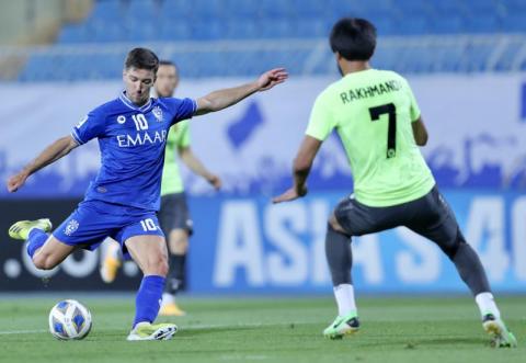 الهلال يخيب الآمال بتعادل أمام أجمك الأوزبكي