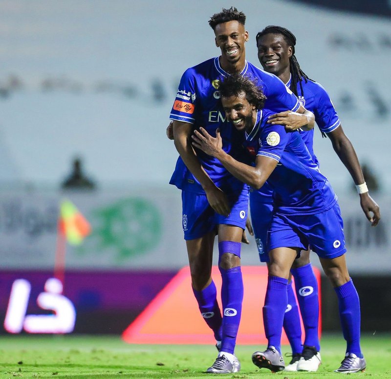 بخماسية في مرمى الشباب.. الهلال على بُعد خطوة من لقب الدوري