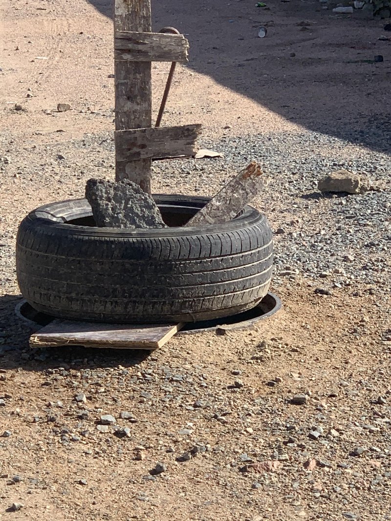 سرقة جديدة لأغطية فتحات المياه بحي القيم الأعلى شمال الطائف