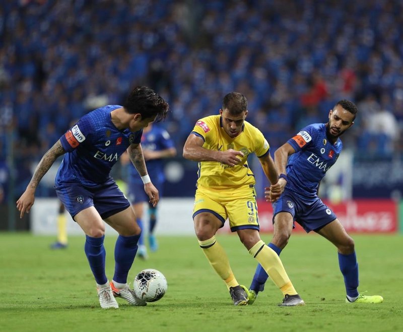 مواجهات الهلال والنصر والفرق الإيرانية على ملاعب محايد