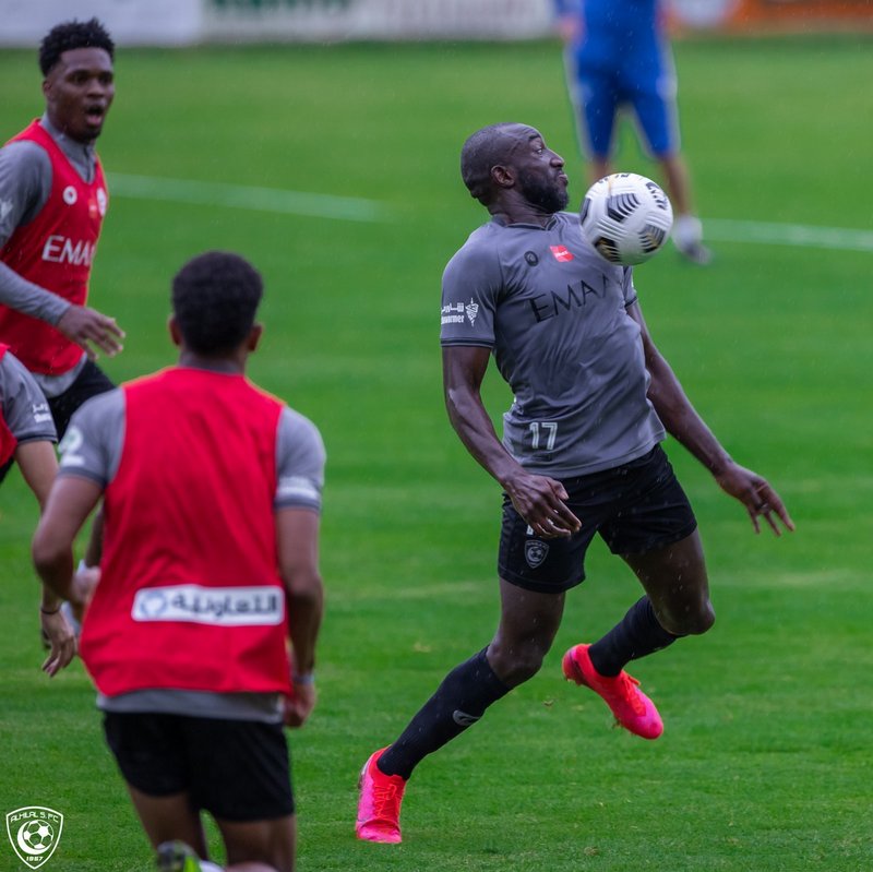 الهلال يواصل التحضير للموسم الجديد.. و” رديف ” يلتحق بالفريق