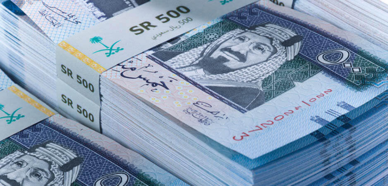 القبض على نيجيري حاول تهريب مليون و700 ألف ريال سعودي في حفاظات أ