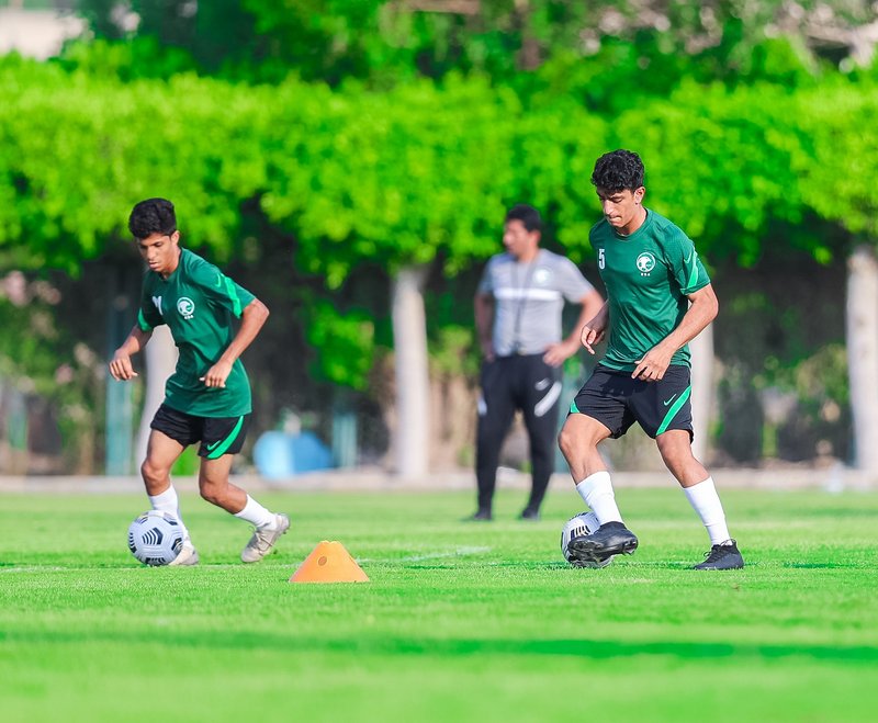 الأخضر السعودي يواجه مصر وديًا .. على ملعب نادي المقاولون العرب