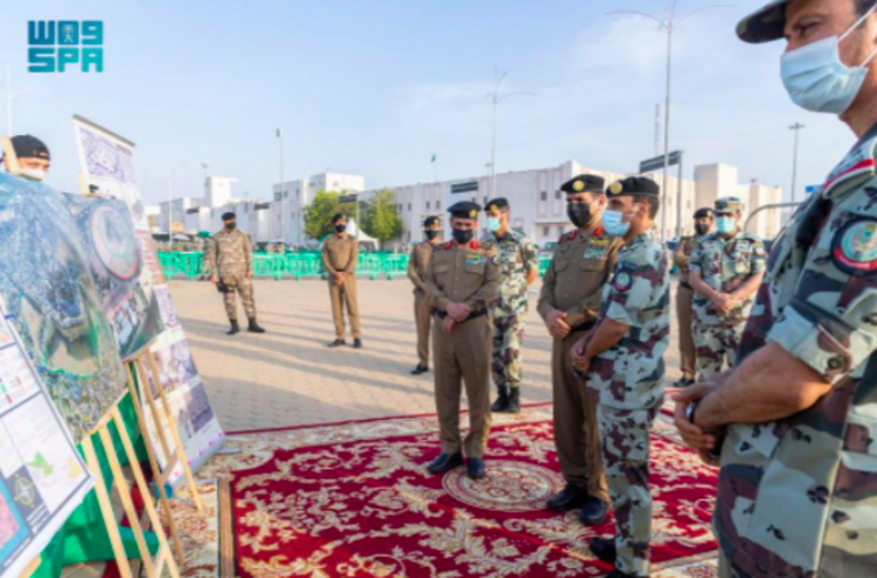 بالصور.. مدير الأمن العام يتفقّد الجهات الأمنية المشاركة في الحج