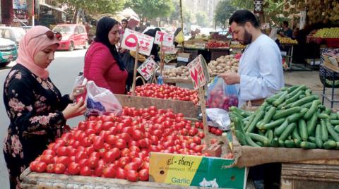 التضخم المصري يرتفع ويظل دون المستهدف