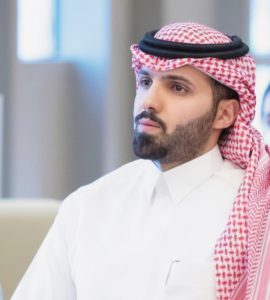 آل حماد لـ «عكاظ»: قصر «خدمة العملاء» على السعوديين يوفر 8 آلاف وظيفة – أخبار السعودية