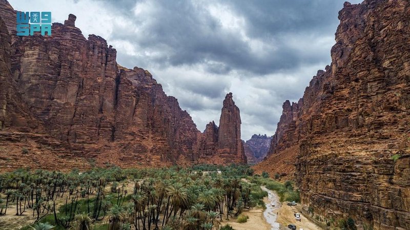 “صيف السعودية”.. وادي الديسة يأسر زوّار تبوك بتضاريسه ومغامراته