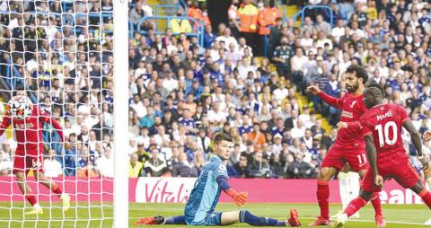 ليفربول يزاحم يونايتد وتشيلسي على الصدارة… ورونالدو يزيد صخب الدوري الإنجليزي