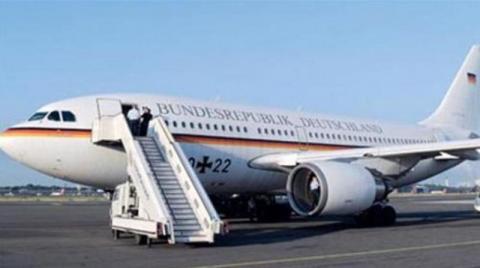 هبوط اضطراري لطائرة المنتخب الألماني في اسكوتلندا