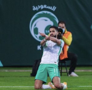 صالح الشهري أفضل لاعب في مباراة السعودية وعُمان