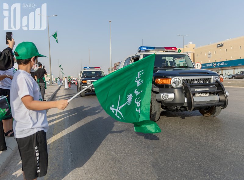 بالصور .. مسيرة “هي لنا دار” للجهات الحكومية والأهلية والتطوعية ف