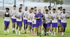 الأهلي يحفّز لاعبيه لـ«الهلال» بمكافأة مجزية