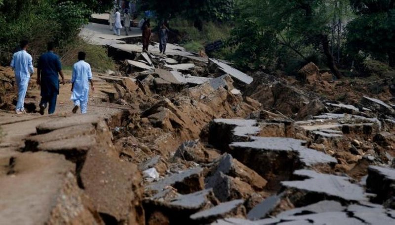 باكستان.. مصرع 20 شخصًا وإصابة 200 آخرين جراء زلزال ضرب إقليم بلو