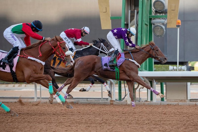 العريفي يتوِّج إسطبل البعيجان بكأس إمارة الرياض للعام الثاني على