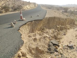 طريق الملحاء والمرخة جنوب مكة.. “خطر” يهدد حياة المواطنين