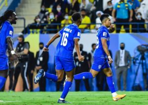 في “ديربي القارة” الهلال يُنهي الحلم.. النصر يغرق في “الموج الأزر