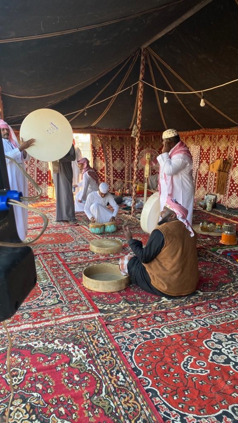 شاهد.. عبق الماضي بمهرجان “أفلاجنا غير” فعاليات تعيد ذكريات زمن ا