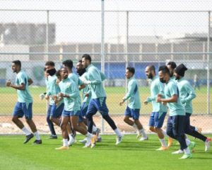 كورونا يهز الفتح بعشرين إصابة قبل «مواجهة النصر»