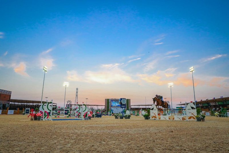 اليوم على أرض ميدان نادي سباقات الخيل في الجنادرية .. انطلاق بطول