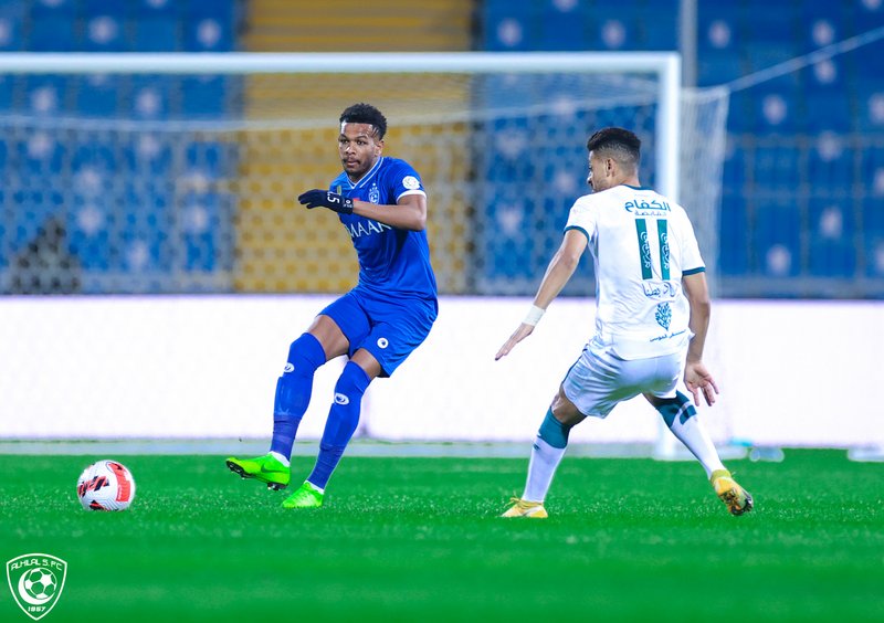 في الجولة 14 من الدوري.. “الهلال” يواصل نتائجه السلبية ويسقط أمام