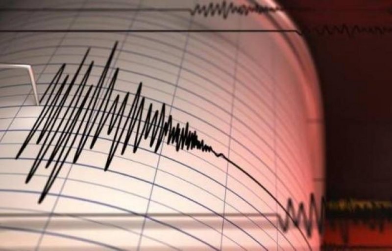 زلزالٌ بقوة 5.7 يضرب جزيرة يونانية ويشعر به سكان عدة مدن مصرية