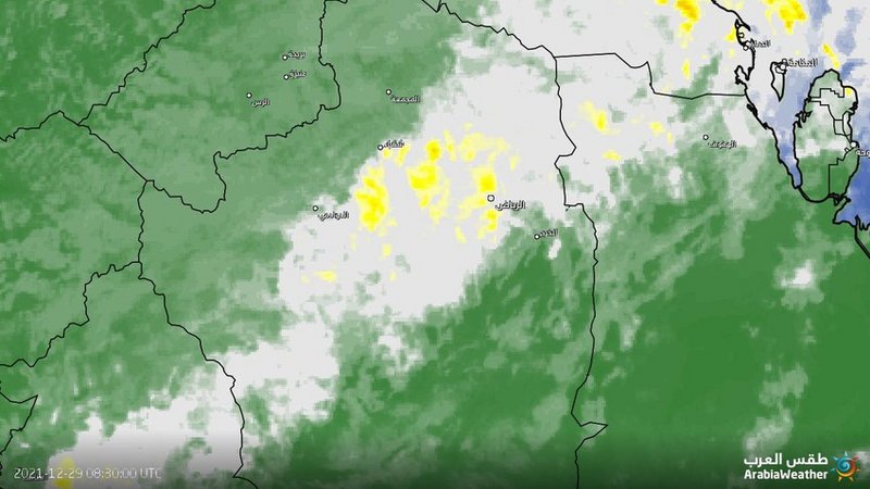 كشفتها صور الأقمار الاصطناعية.. غيوم ماطرة تتحرّك صوب الرياض