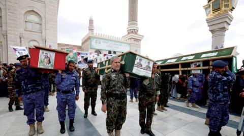 مقابر الحوثيين في ذمار تضيق بأعداد القتلى وسط حملات تجنيد جديدة