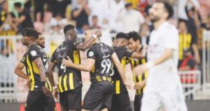 الاتحاد يكتفي بحمد الله والعليان… ويتمسك بالأحمدي